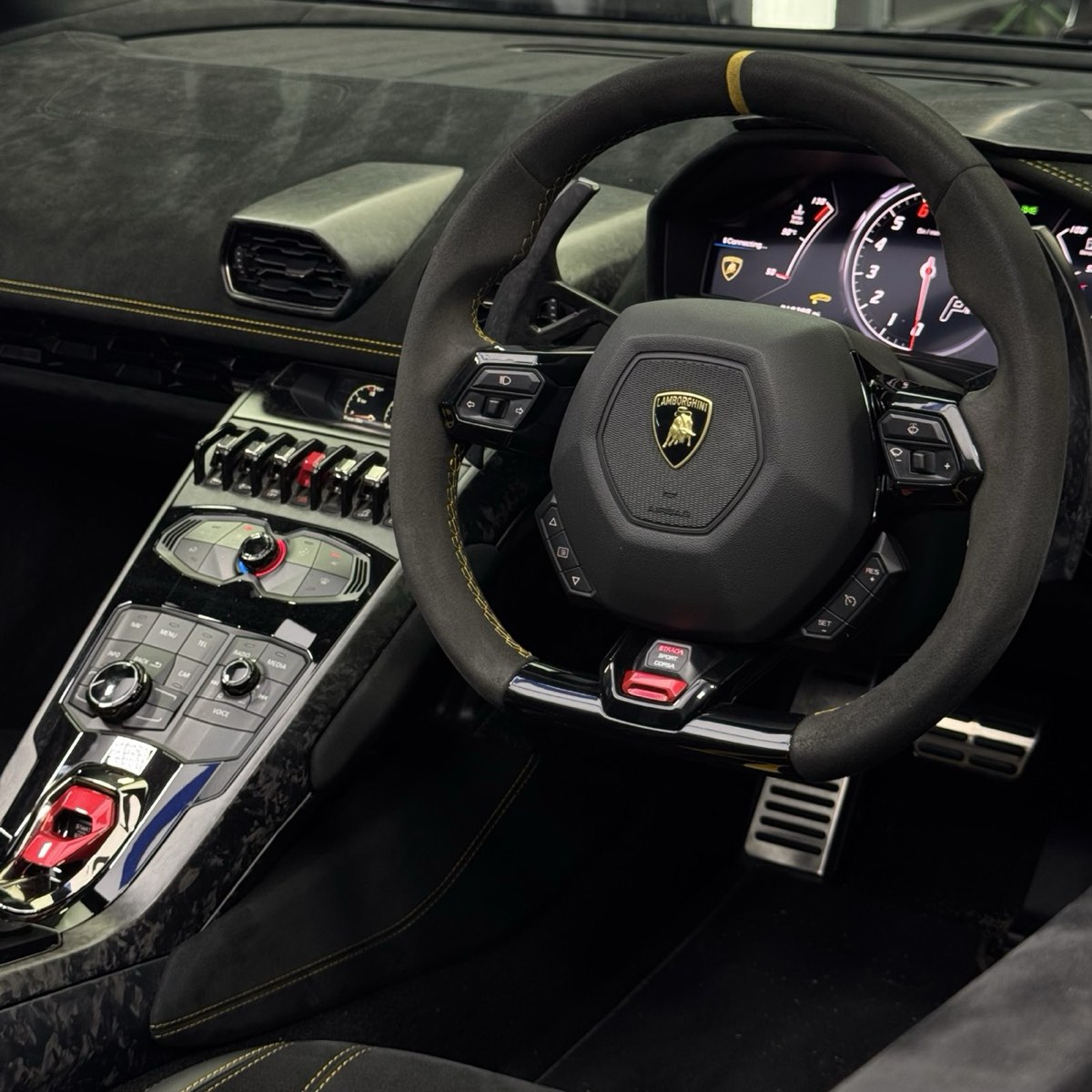 Huracan Performante Spyder finished in gloss paint protection film